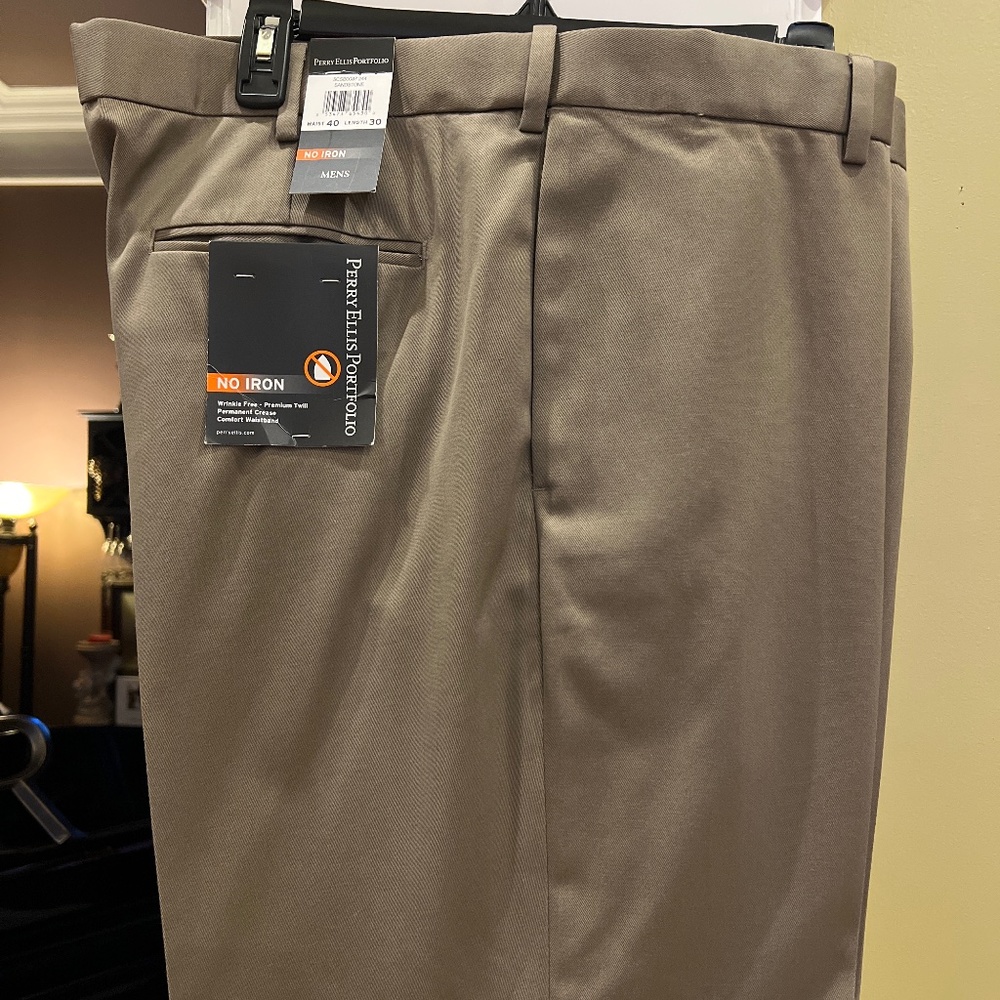 Perry Ellis Mens flat front no iron  dress pants size 40x30